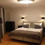 Heinrich Schuetz Residenz